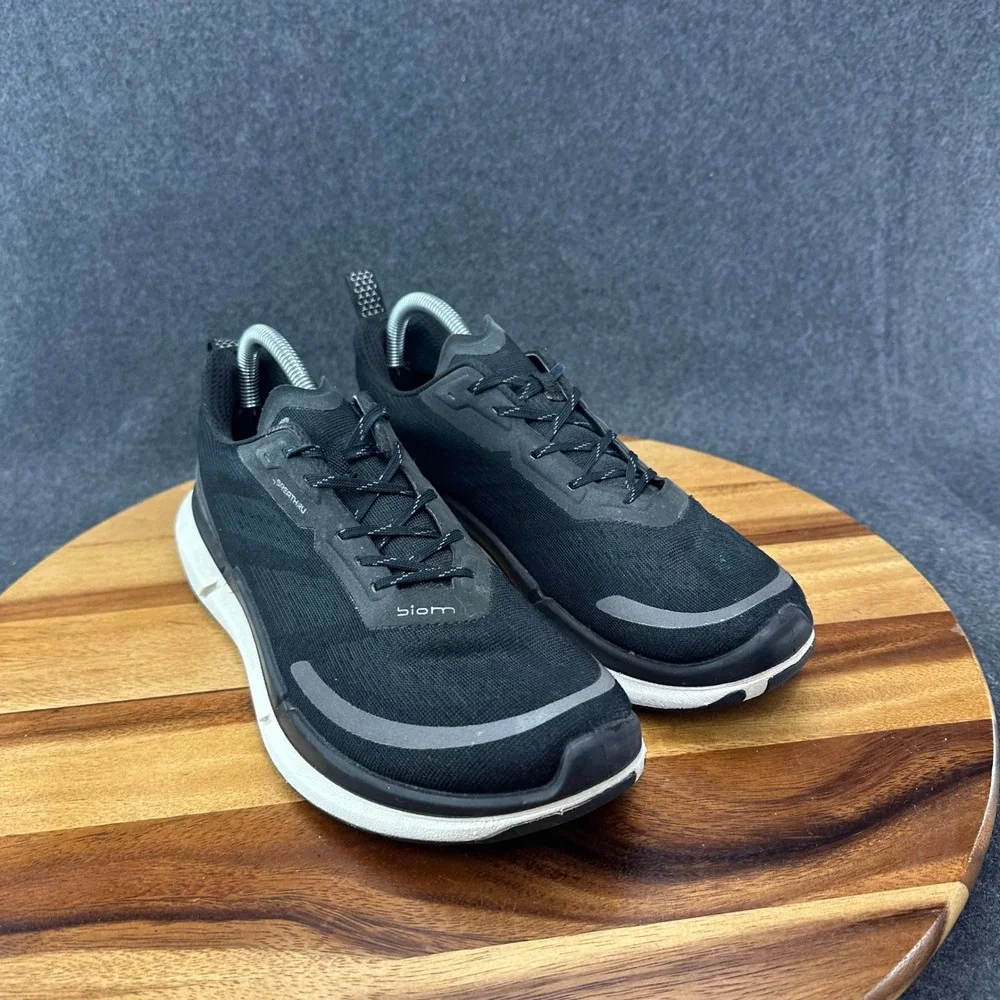 ECCO Sport Biom 2.2 Black Textile Cross Trainer Athletic Shoe. Size 9-9.5. EU 40